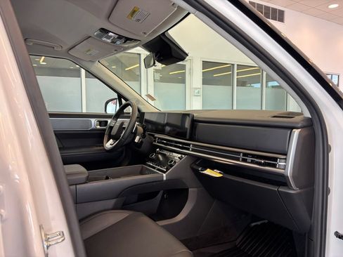 Used 2025 Hyundai Santa Fe SEL AWD/4WD image 22