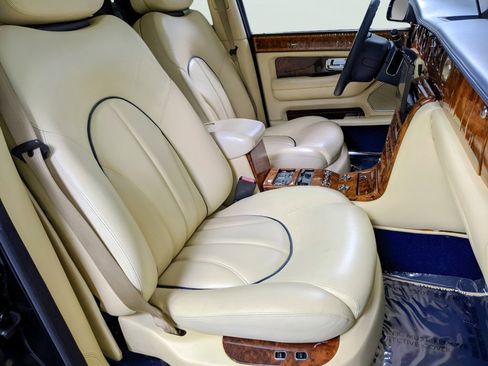 Used 2000 Rolls-Royce Silver Seraph RWD image 27