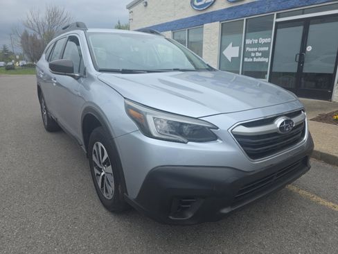 Used 2020 Subaru Outback image 2