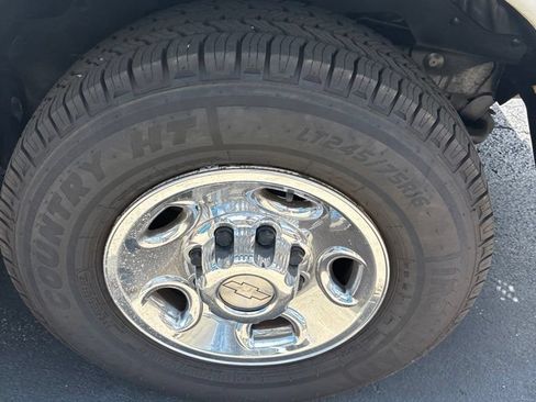 Used 2019 Chevrolet Express 3500 LT w/ LT Preferred Equipment Group RWD image 7