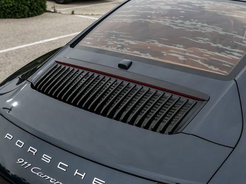 Used 2017 Porsche 911 Carrera RWD image 43