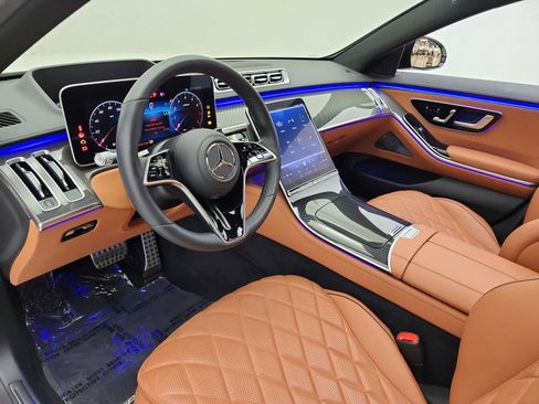 Used 2023 Mercedes-Benz S 580 4MATIC Sedan image 12