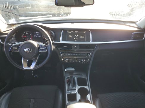 Used 2019 Kia Optima S image 16
