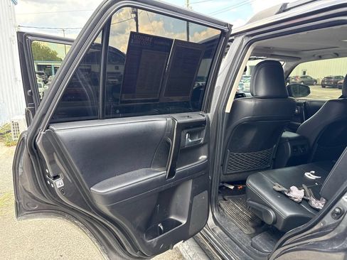 Used 2019 Toyota 4Runner Limited AWD/4WD image 11