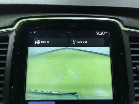 Used 2018 Volvo XC90 T6 Momentum w/ Convenience Package image 22