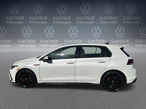 Used 2022 Volkswagen GTI SE image 39