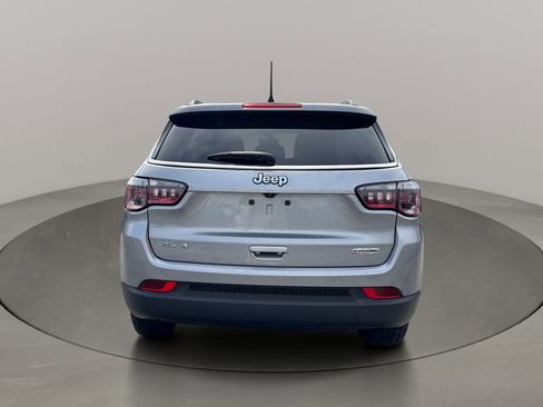 Used 2021 Jeep Compass Latitude image 6