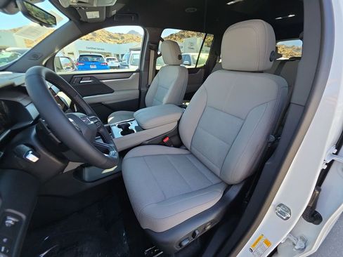 Used 2026 GMC Acadia Elevation FWD image 20