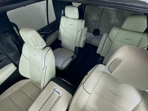 Used 2022 Cadillac Escalade Sport w/ Touring Package RWD image 14