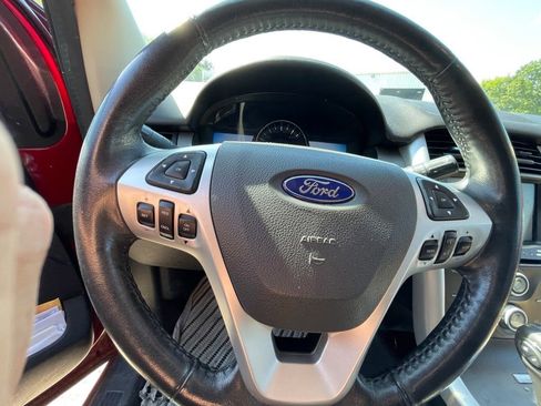 Used 2017 Ford Escape SE AWD/4WD image 9