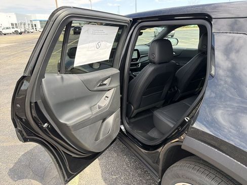 New 2026 Chevrolet Equinox LT image 23