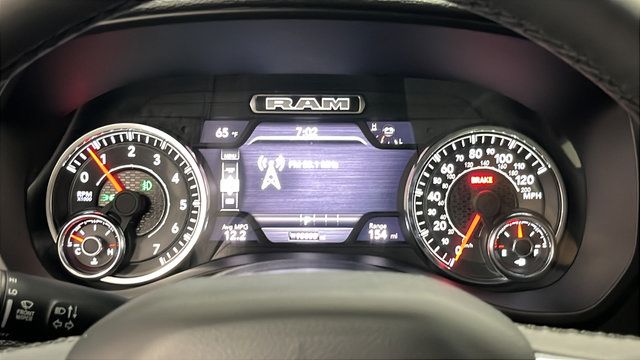 Used 2025 RAM 1500 Laramie w/ Sport Appearance Package AWD/4WD image 16