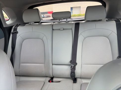 Used 2021 Hyundai Kona Limited w/ Cargo Package FWD image 28