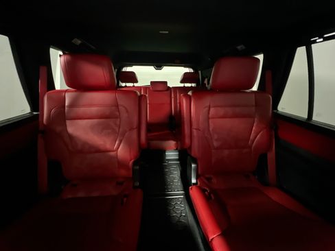 Used 2025 Toyota Sequoia TRD Pro AWD/4WD image 33