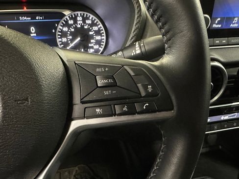 Used 2023 Nissan Sentra SV w/ All-Weather Package FWD image 10