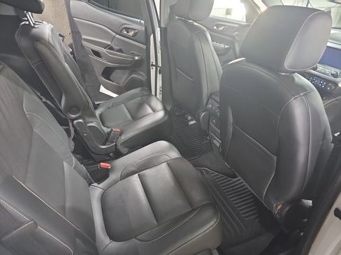 Used 2017 GMC Acadia SLT FWD image 11