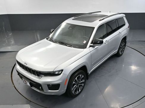 Used 2022 Jeep Grand Cherokee L Overland w/ Advanced Protech Group III image 70