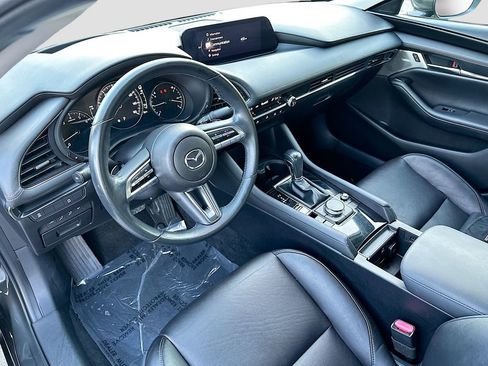 Used 2021 MAZDA MAZDA3 s image 2