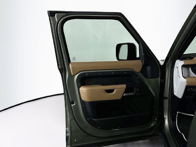 New 2025 Land Rover Defender 130 S AWD/4WD image 11