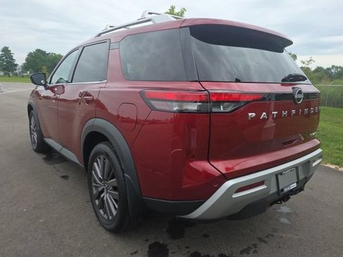 Used 2023 Nissan Pathfinder SL w/ SL Premium Package AWD/4WD image 15