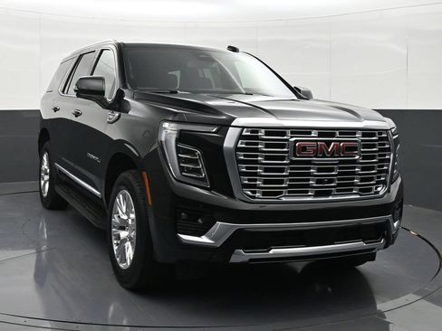 Used 2025 GMC Yukon Denali AWD/4WD image 7