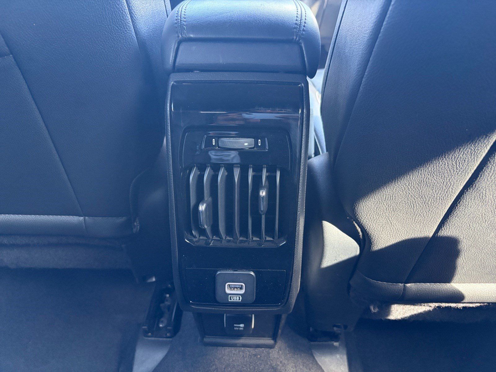 Used 2025 Jeep Compass Limited AWD/4WD image 26