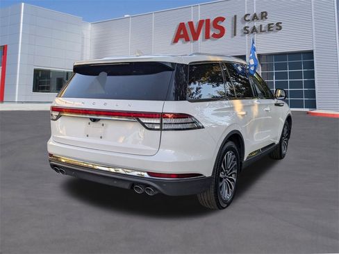 Used 2023 Lincoln Aviator Reserve image 6