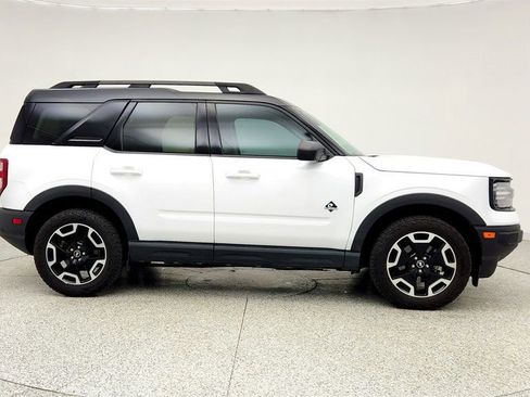 Used 2023 Ford Bronco Sport Outer Banks w/ Tech Package AWD/4WD image 4