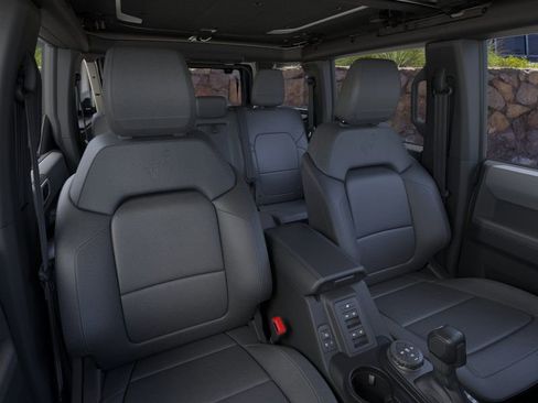 New 2025 Ford Bronco Big Bend w/ Black Appearance Package image 10