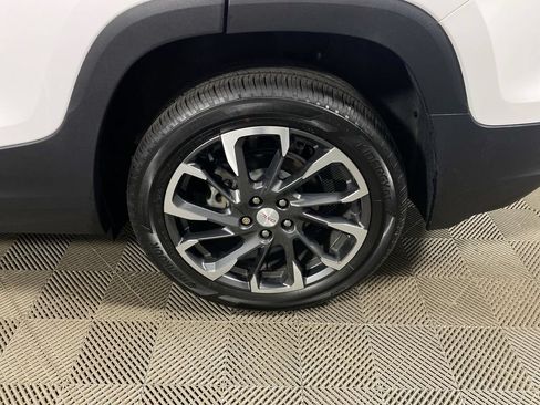 Certified 2023 GMC Terrain SLT FWD image 10