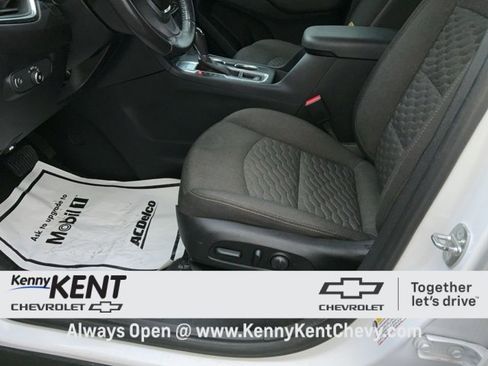 Used 2019 Chevrolet Equinox LT w/ Driver Convenience Package image 21