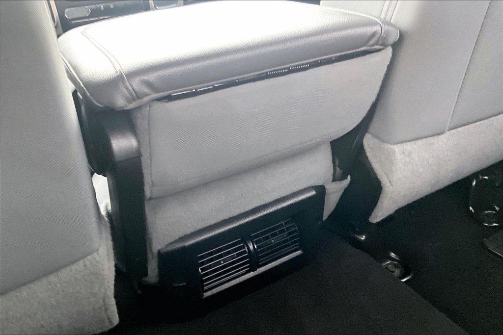 Used 2020 RAM 1500 Classic SLT AWD/4WD image 33