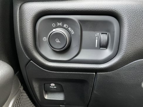 New 2025 RAM 1500 Tradesman image 30