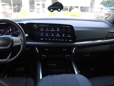 Used 2025 Chevrolet Tahoe RST w/ Comfort Package AWD/4WD image 14