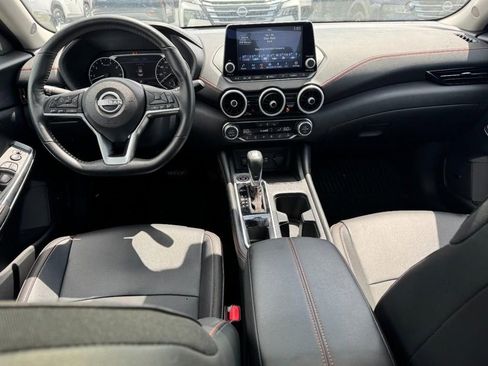 Used 2025 Nissan Sentra SR w/ SR Premium Package FWD image 12