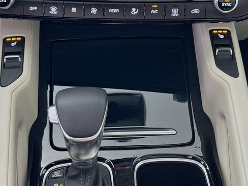 New 2025 Kia Telluride S image 21