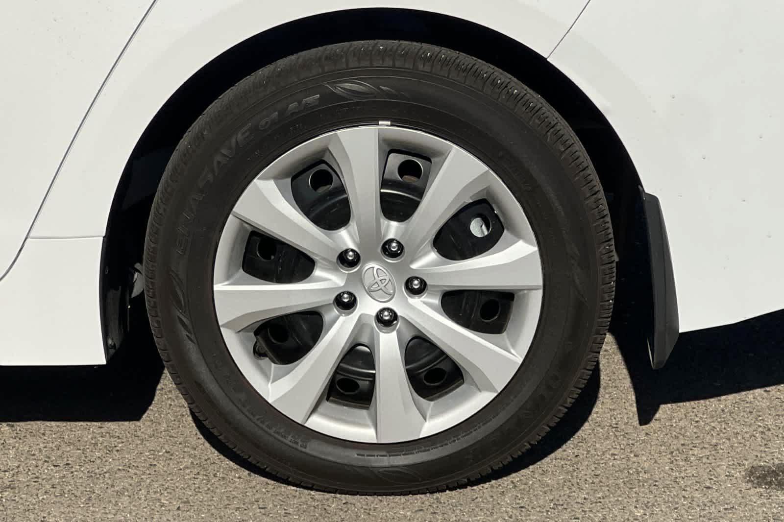 Certified 2025 Toyota Corolla LE FWD image 25