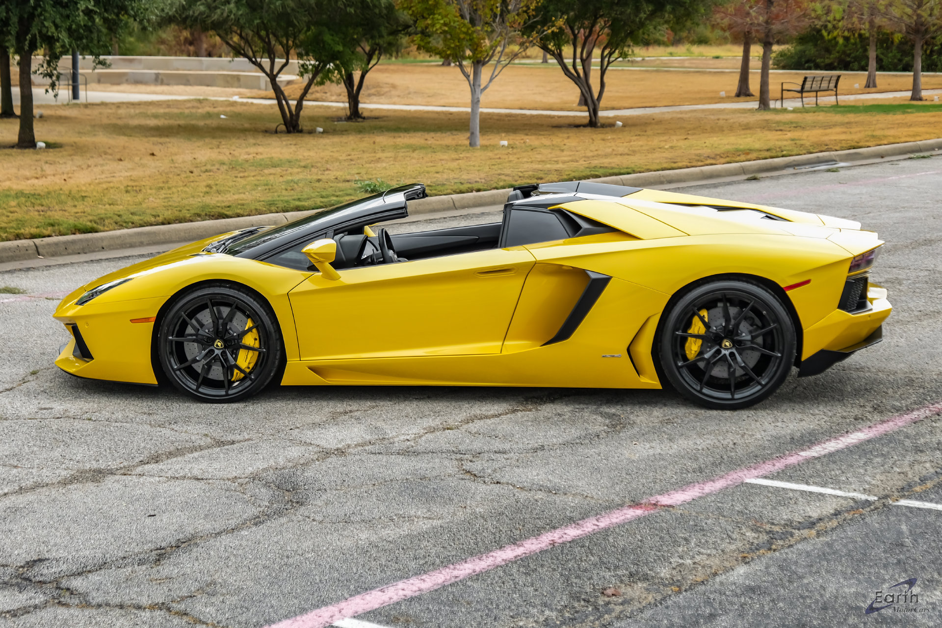 Used 2014 Lamborghini Aventador LP 700-4 AWD/4WD image 12
