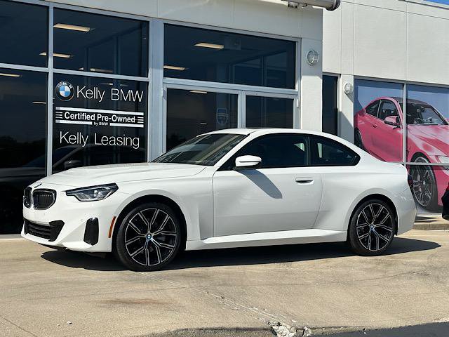 Used 2023 BMW 230i xDrive Coupe AWD/4WD image 5