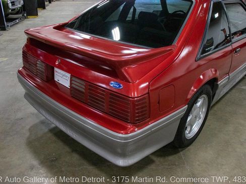 Used 1991 Ford Mustang GT RWD image 15