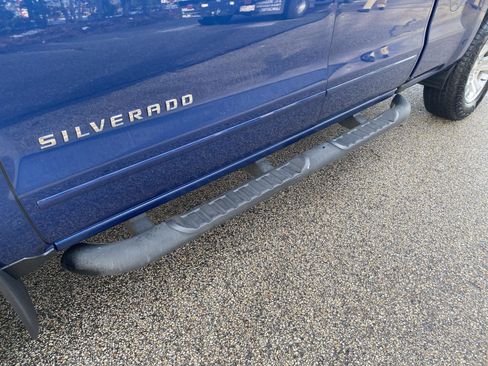 Used 2018 Chevrolet Silverado 1500 LT w/ All Star Edition image 15