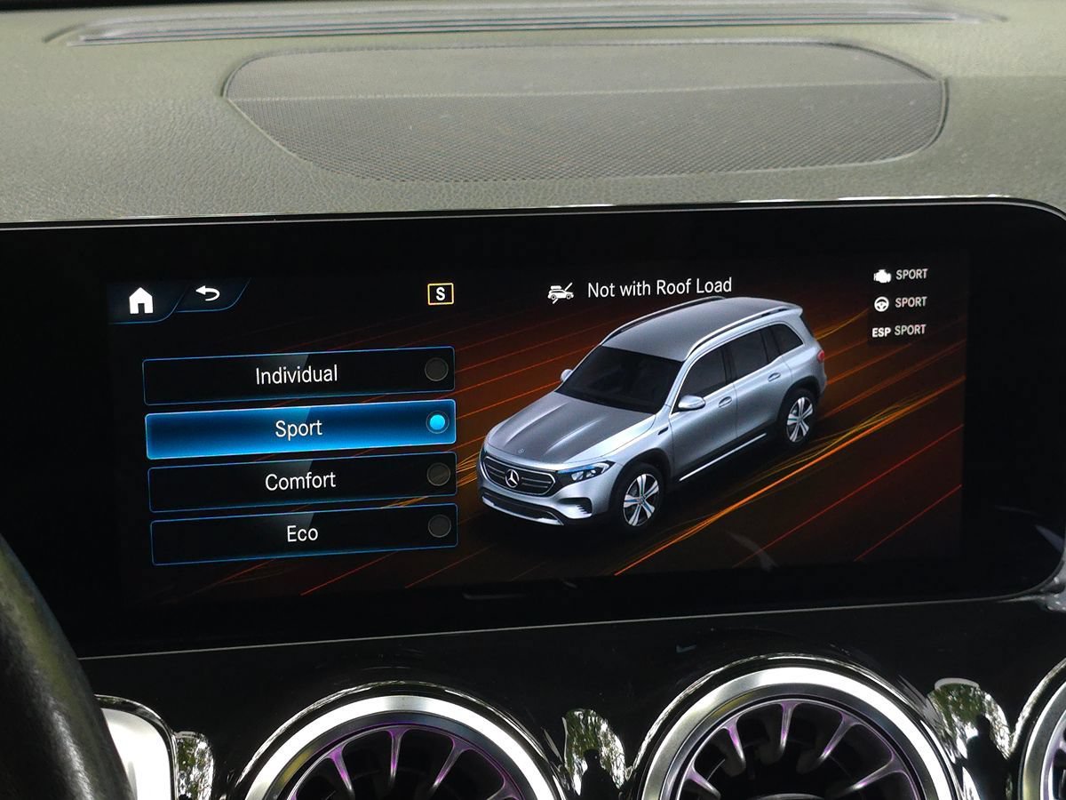 Used 2023 Mercedes-Benz EQB 300 4MATIC w/ Pinnacle Package image 51