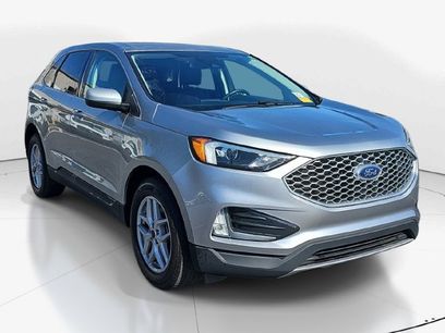 Used 2024 Ford Edge SEL w/ Convenience Package