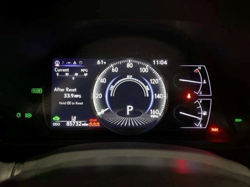 Used 2019 Lexus UX 250h w/ Premium Package image 9