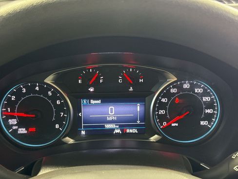 Used 2023 Chevrolet Equinox LS w/ LS Convenience Package FWD image 18