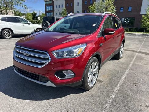 Used 2019 Ford Escape Titanium FWD image 1