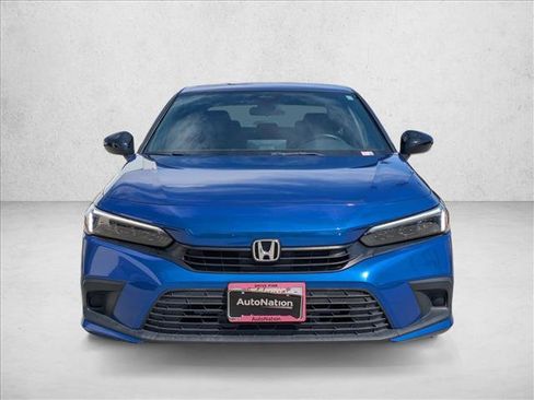 Used 2023 Honda Civic Sport image 2