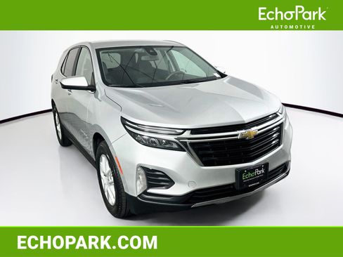 Used 2022 Chevrolet Equinox LT FWD image 1