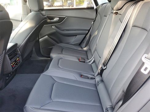 New 2026 Audi Q8 Premium Plus image 27