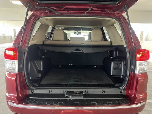 Used 2011 Toyota 4Runner SR5 w/ Premium Pkg w/Leather AWD/4WD image 23